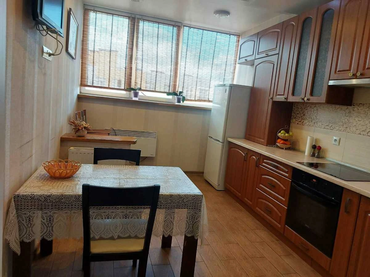 Rent 2-bedroom apartment, 60 m², Semy Kulzhenkov St., 35