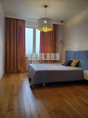 Sale of a 4-room apartment with designer renovation on Dmytrivska 80, Kyiv