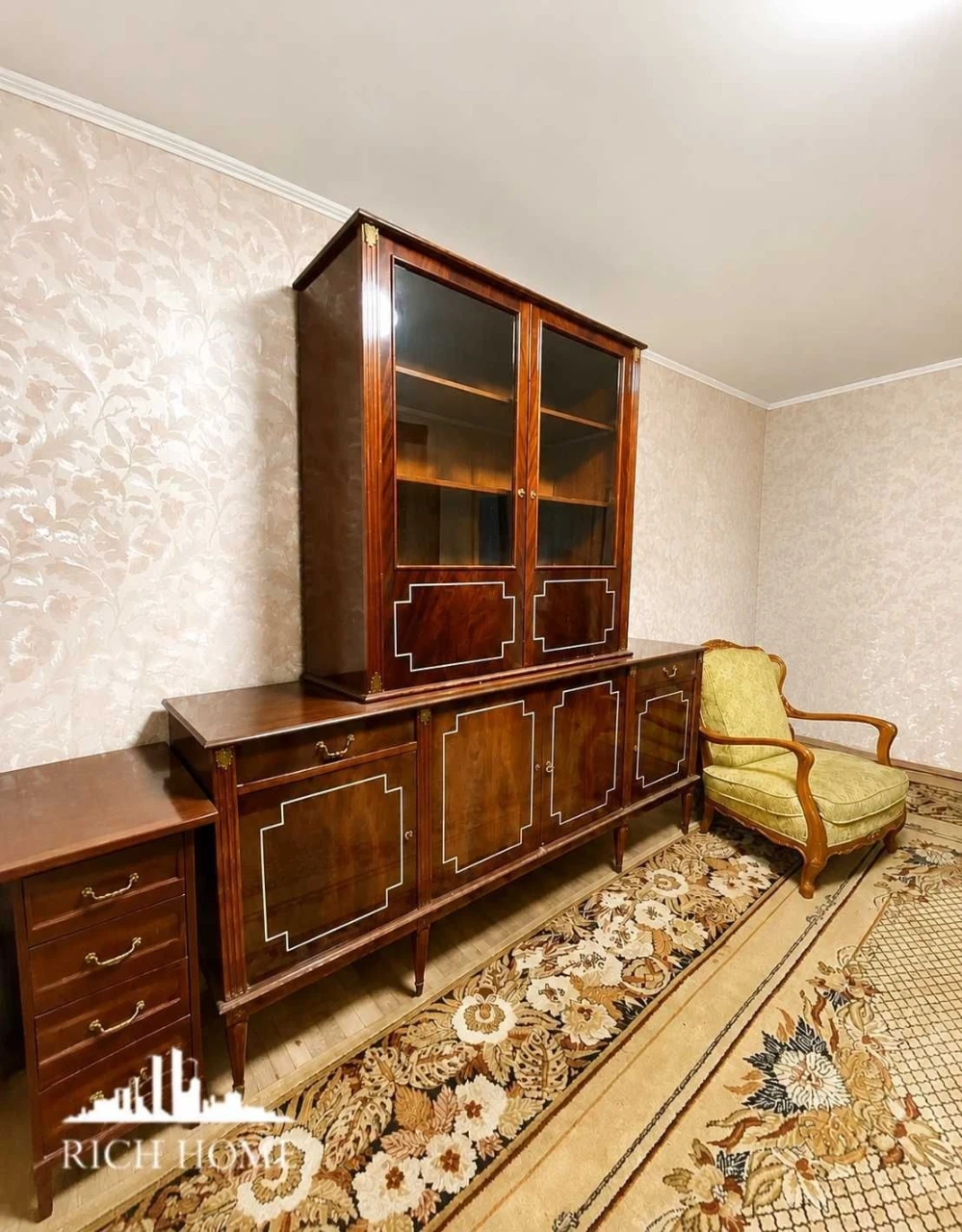 м. Дарниця, Солов'яненка 4, продаж 3-кімнатній квартири