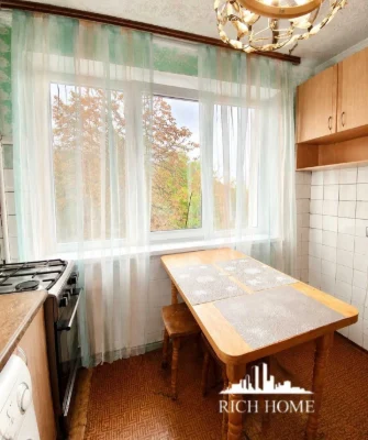 м. Дарниця, Солов'яненка 4, продаж 3-кімнатній квартири