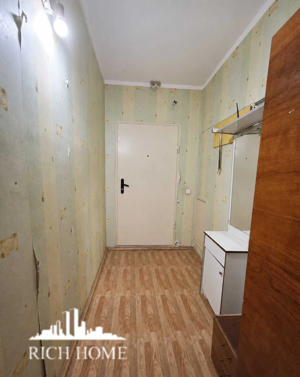 Алматинська, 39-А, м Чернігівська, Лісова, ДВРЗ, продаж 1к к