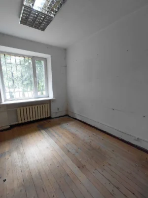 Apartment, center, suitable for commercial use
