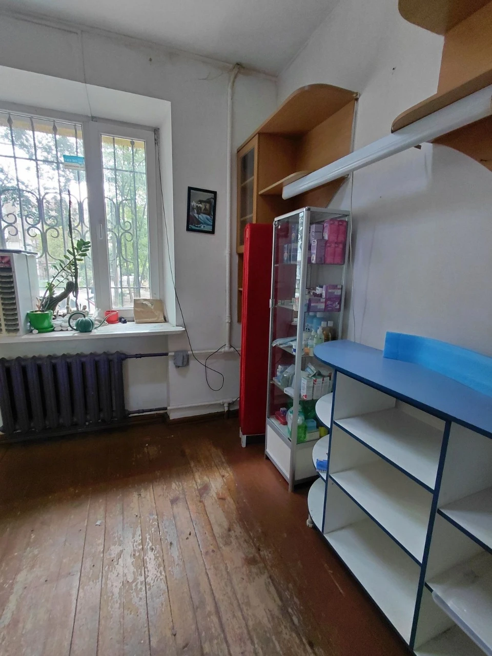 Apartment, center, suitable for commercial use