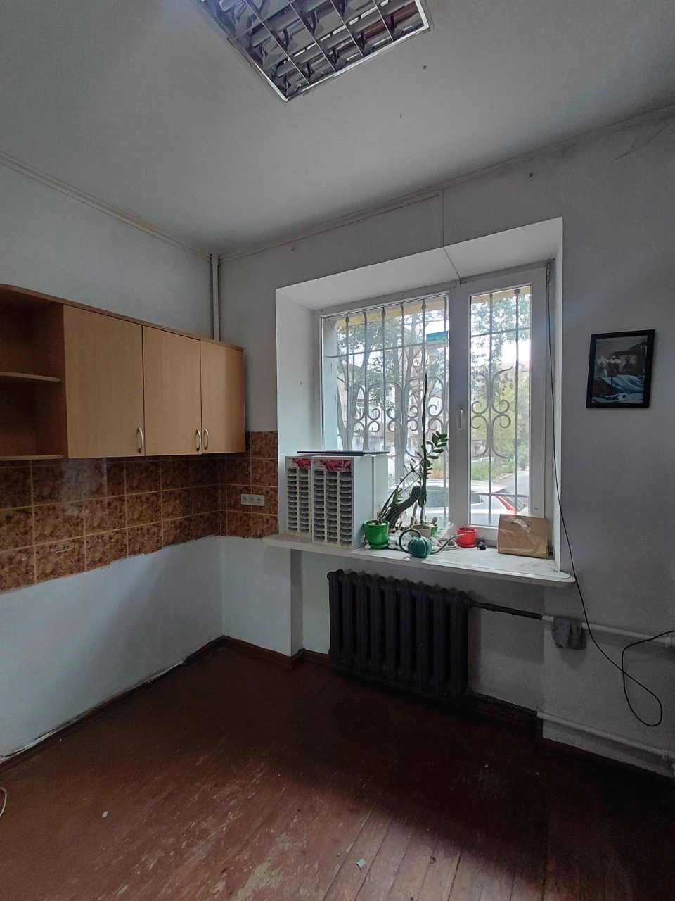 Apartment, center, suitable for commercial use