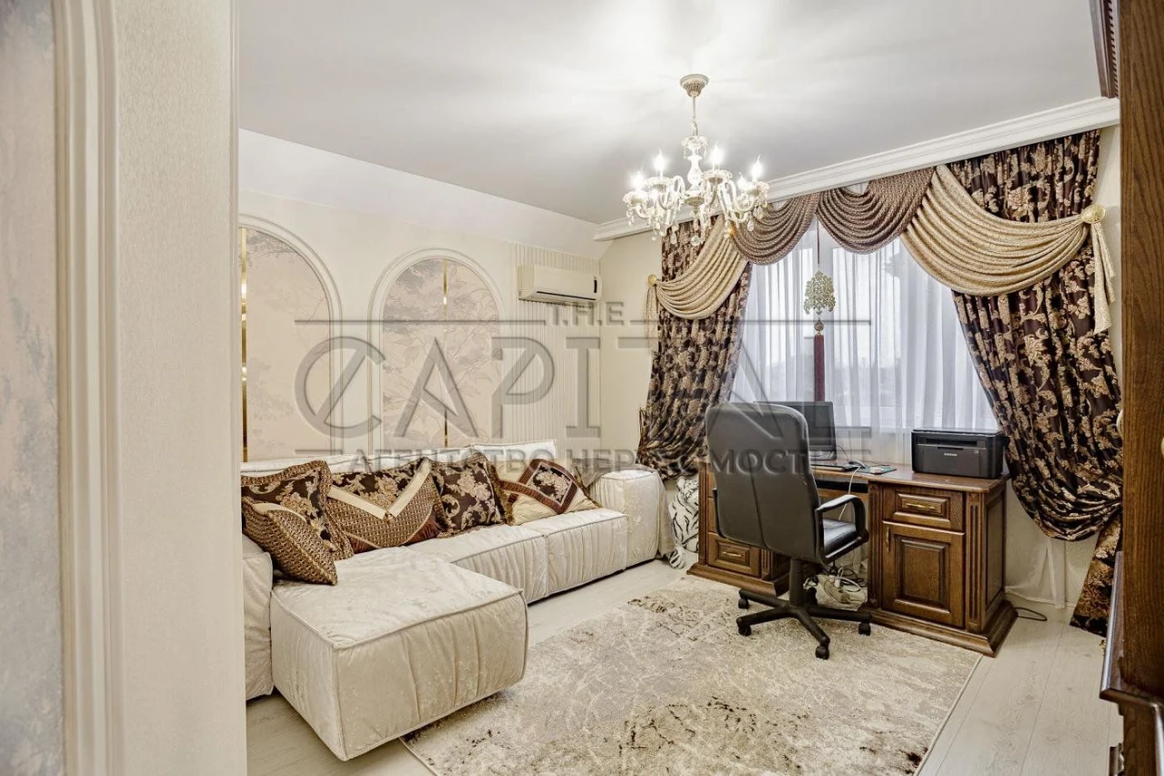 Будинок 4 кімнати, 250 м² в Осокорках, своя котельня