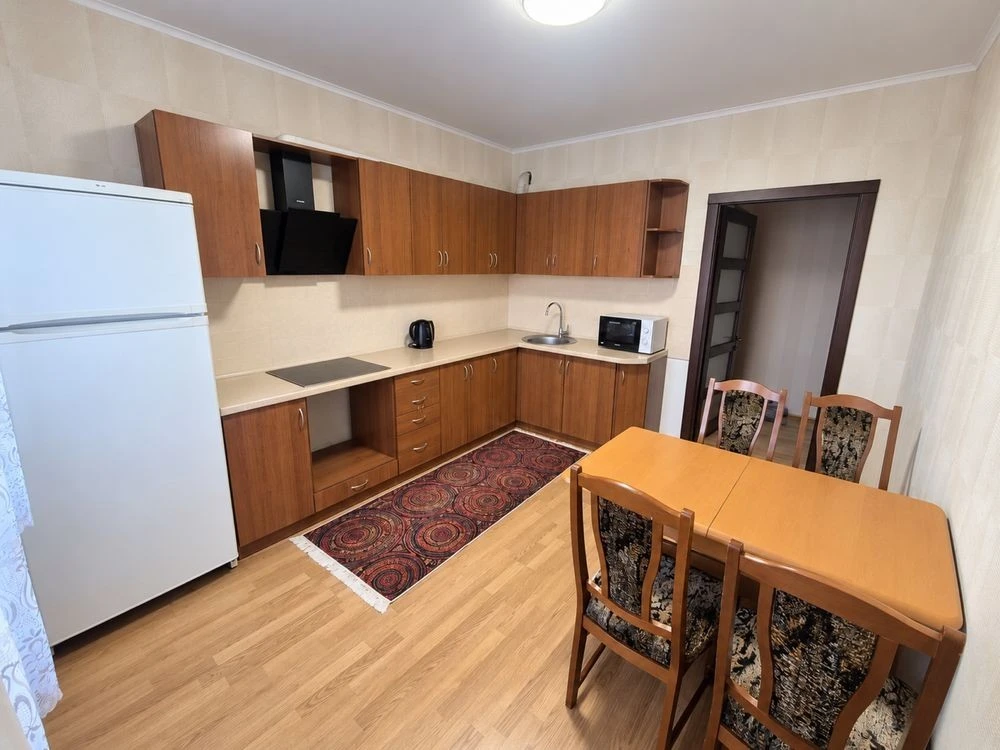 Сдается 3-комнатная квартира 100 м² на ул. Бориса Гмыри, 11