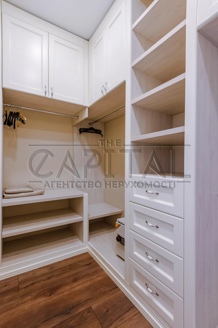 2-кімнатна квартира 70 м² Печерський район, з інвертором