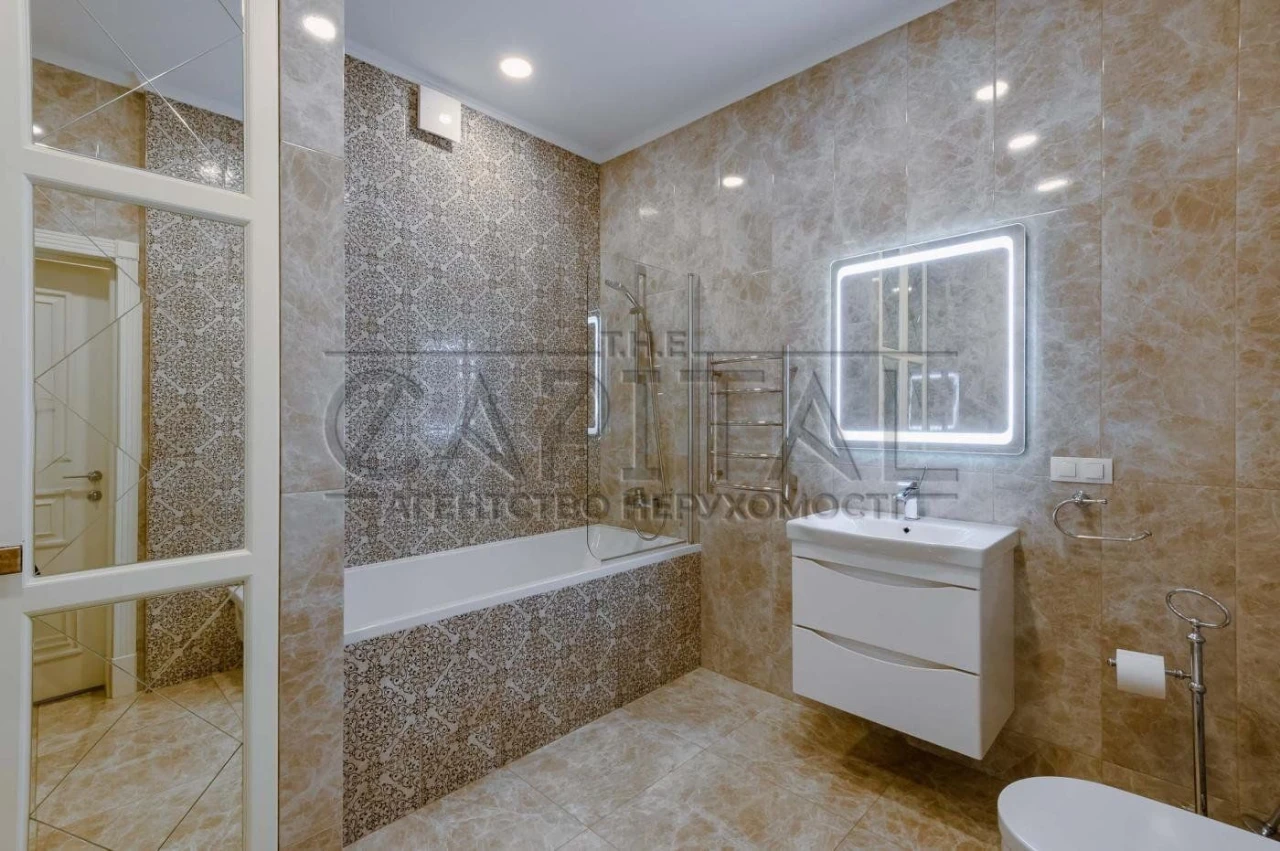 2-кімнатна квартира 70 м² Печерський район, з інвертором