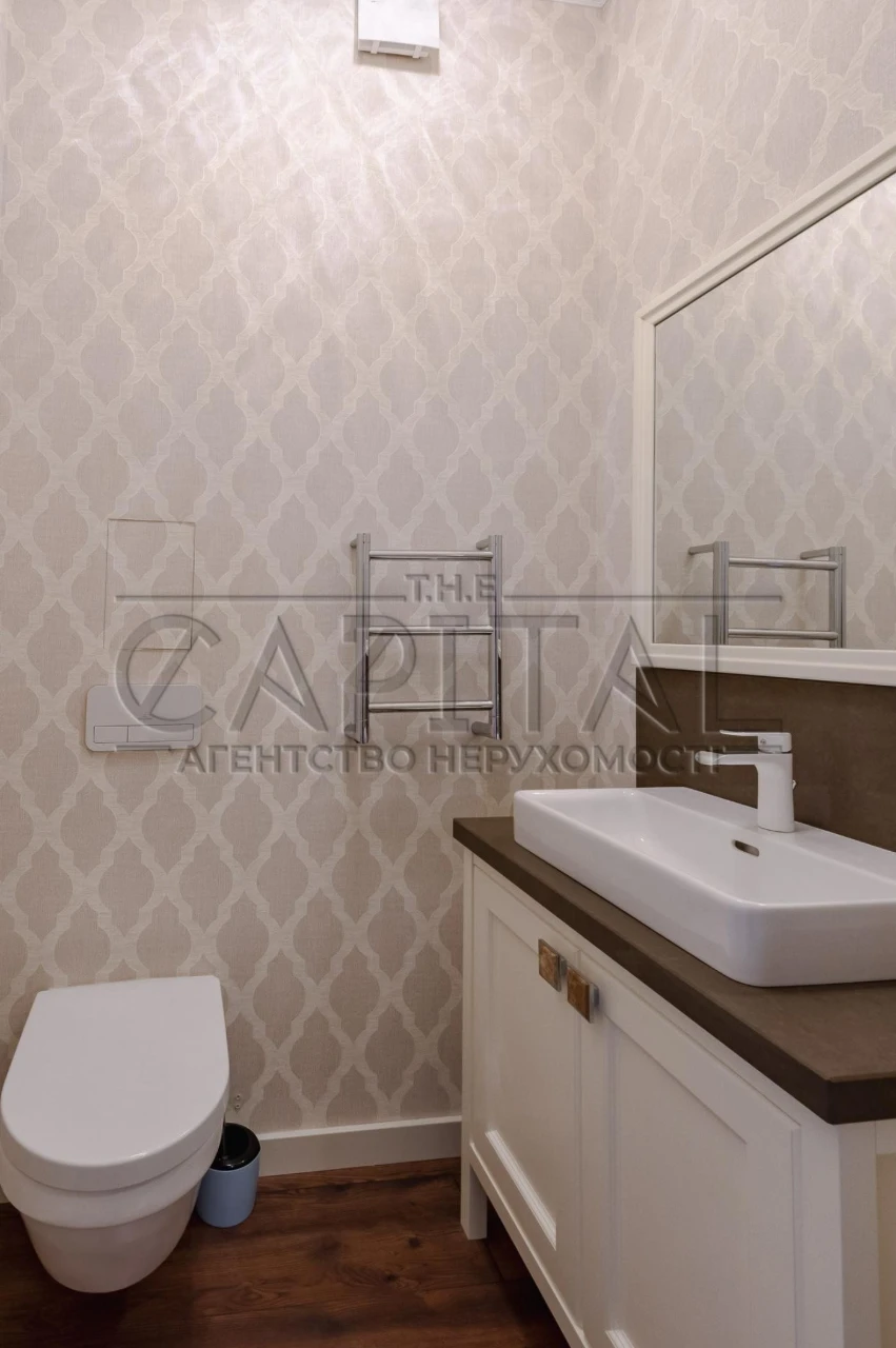 2-кімнатна квартира 70 м² Печерський район, з інвертором