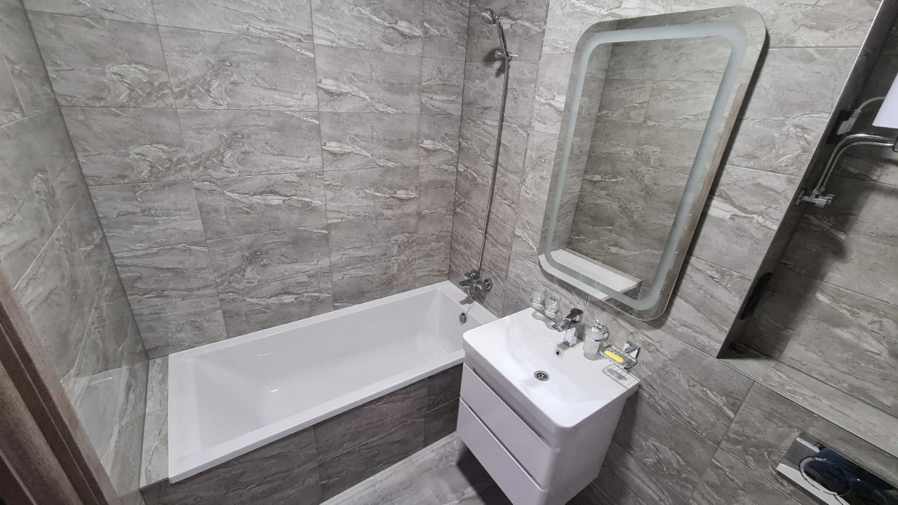 Rent 1-bedroom studio apartment 47 sq m in the New England residential complex, Maximoshych Street.
