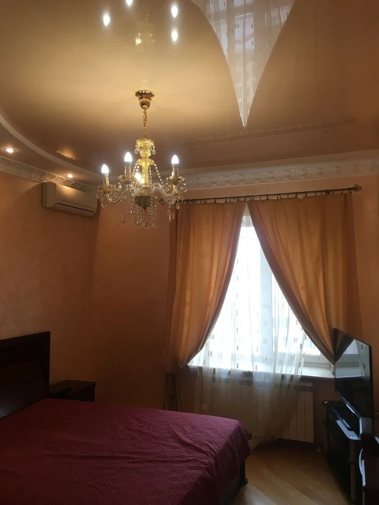 Сдам трехкомнатную квартиру