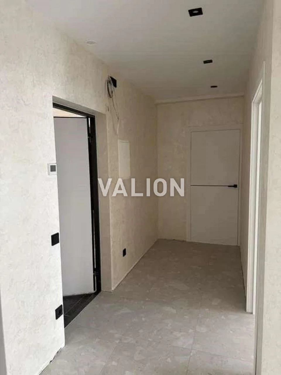 Sale of a 2-bedroom apartment in the "Nova Angliya" residential complex, Maxymov Street
