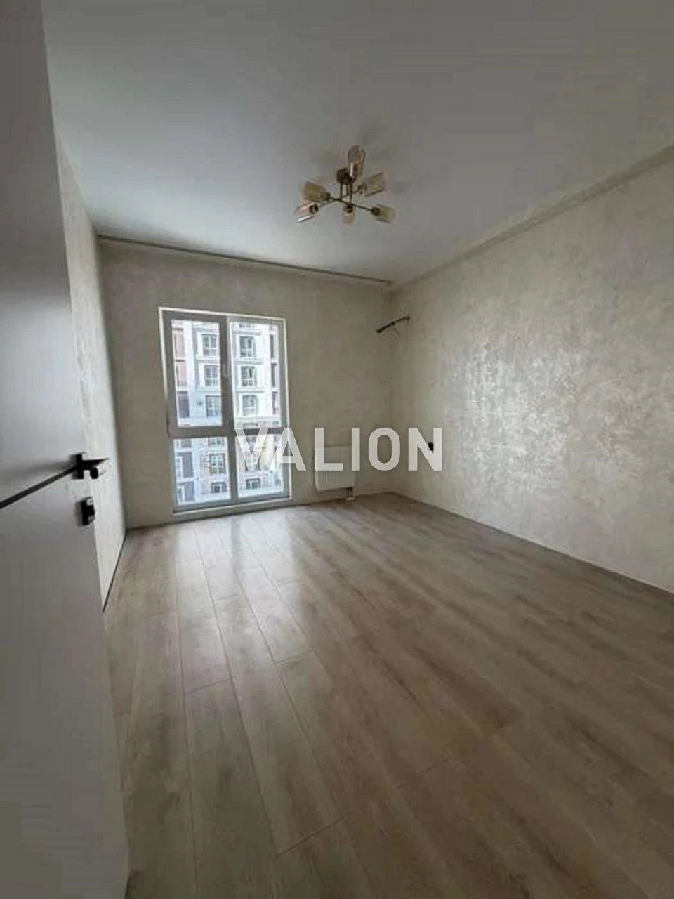 Sale of a 2-bedroom apartment in the "Nova Angliya" residential complex, Maxymov Street