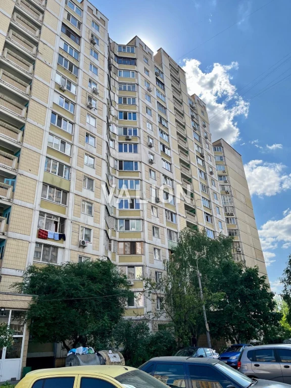 2 кімнатна 74кв.м. на Позняках