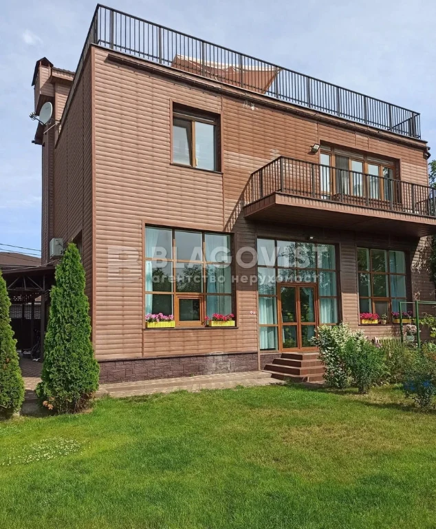 Продаж будинку вул. 6-та Садова в Києві / W-7474620