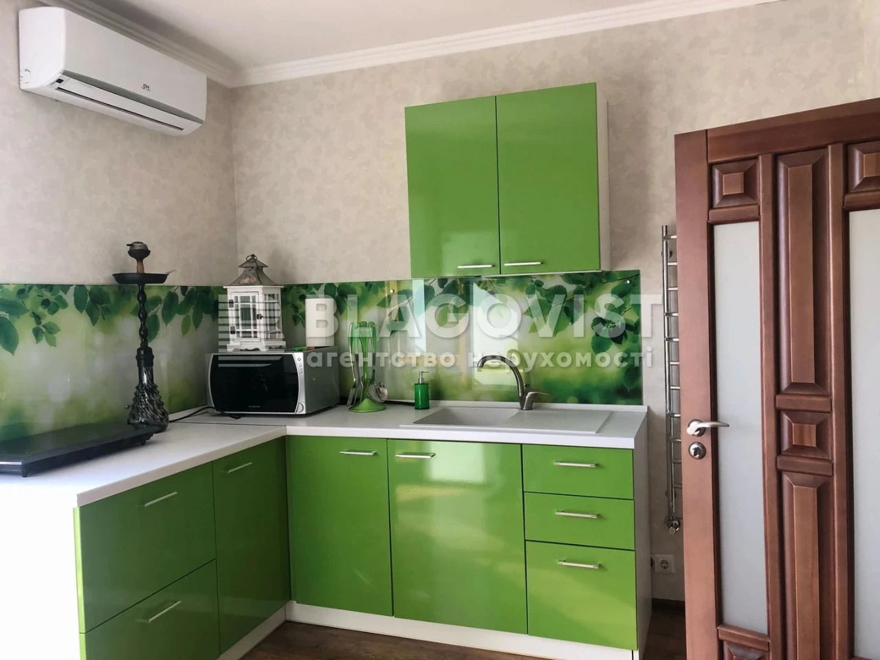 Продажа дома, улица 6-я Садовая в Киеве / W-7474620
