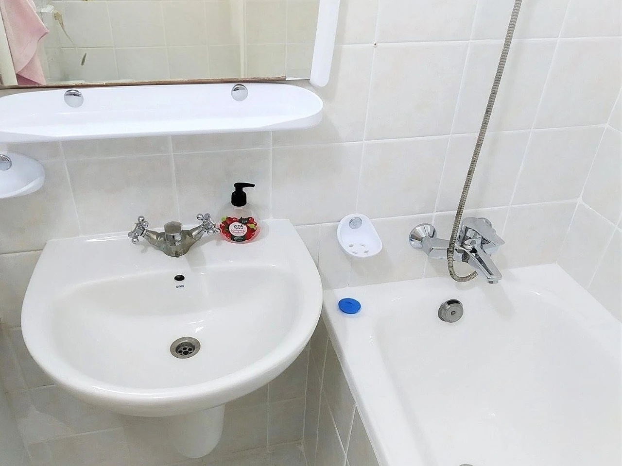 Rent a comfortable 1-bedroom apartment. Podilsky district. In