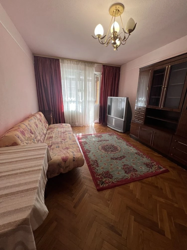 Rent 2 room apartment at Larysa Rudenko st. 7 Metro Kharkiv