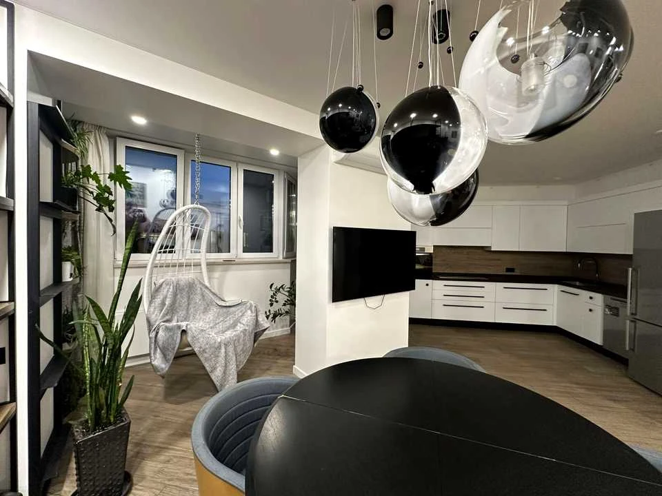 Apartment. Salutna St., Kyiv