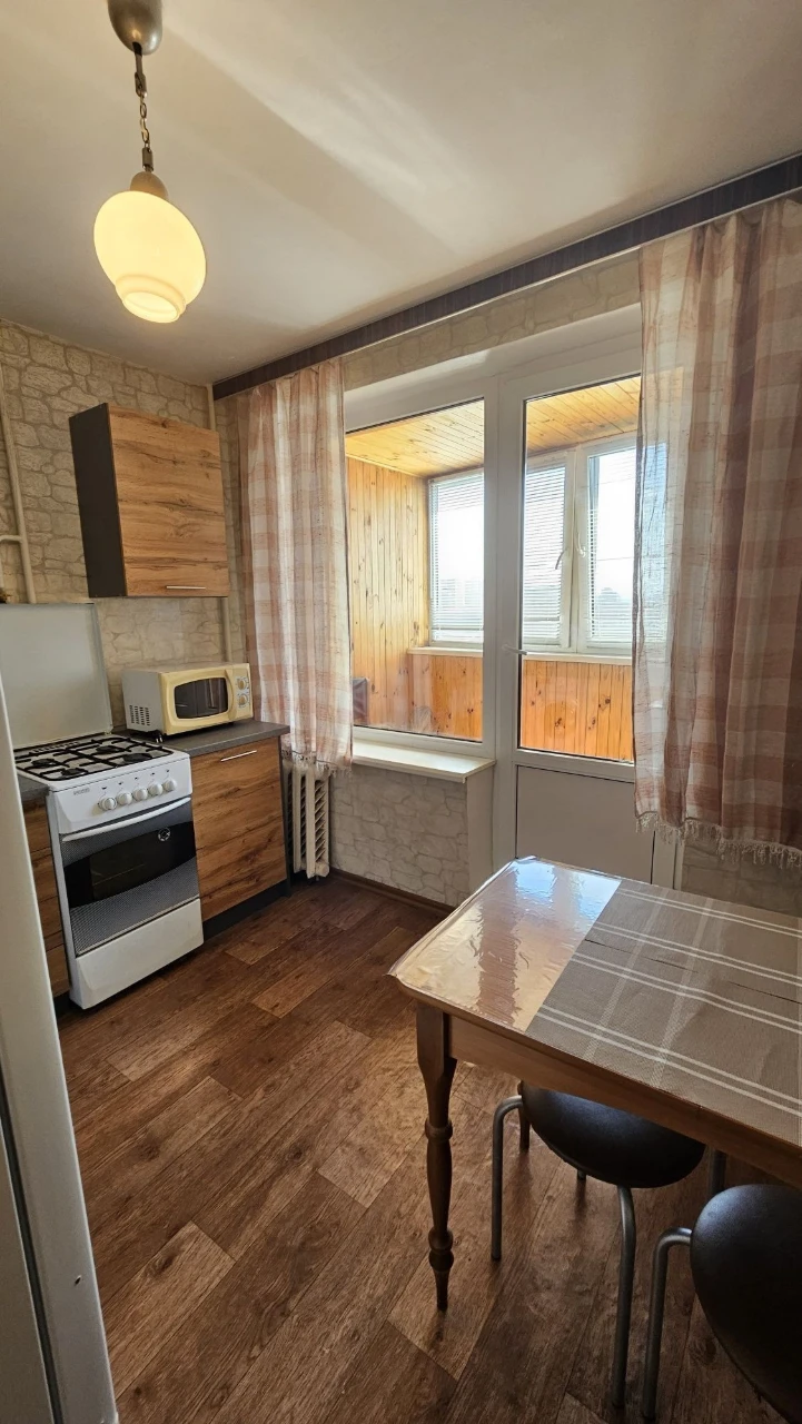 Rent 1 room apartment, Березняковская st. 2, m. Levoberezhna, 5 min.