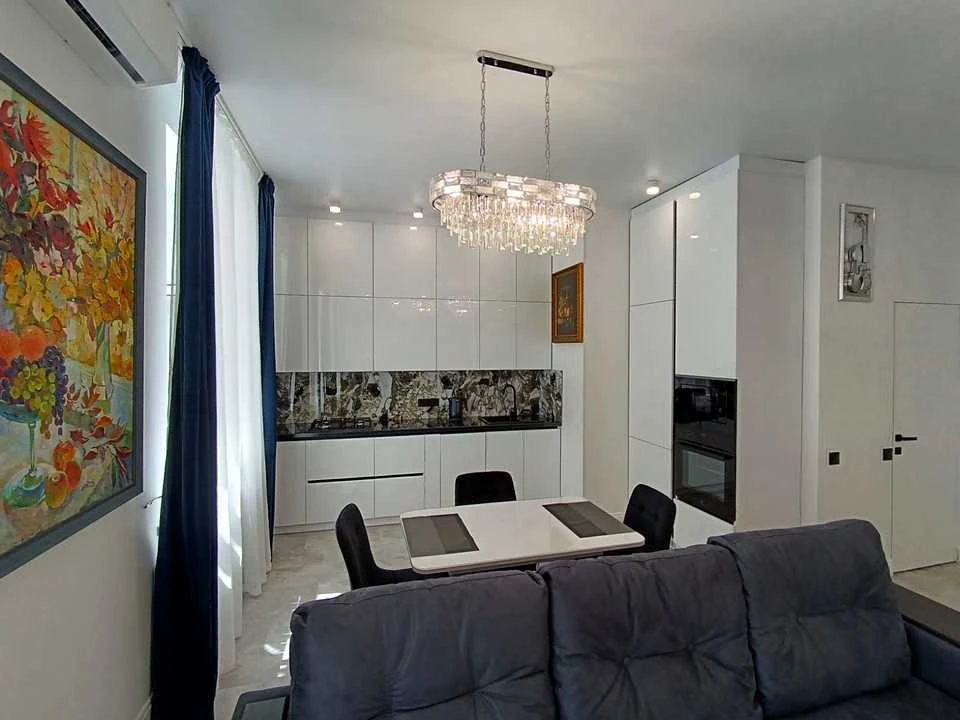 Apartment. Bogdan Khmelnytsky Street, Kyiv
