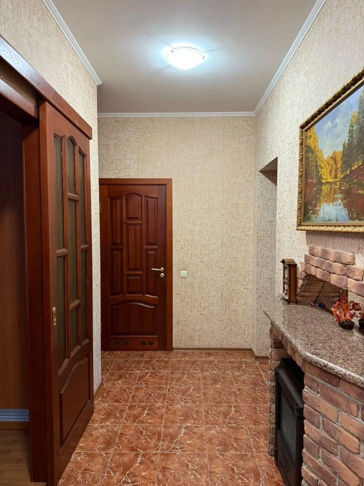 Long-term rental of a 2-bedroom apartment ("stalinkа") in Solomynsky district