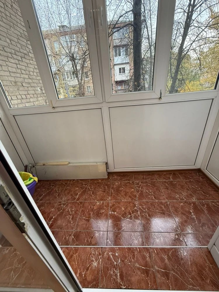 Long-term rental of a 2-bedroom apartment ("stalinkа") in Solomynsky district