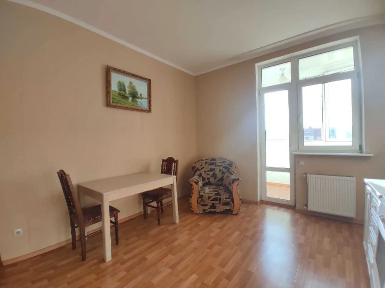 Always working elevator! Spacious view apartment, modern therm
