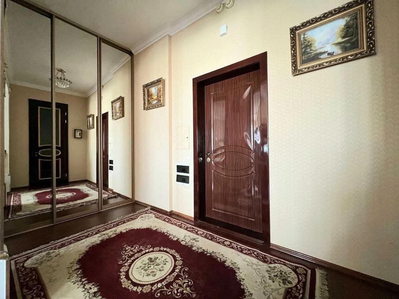 Sribnokilska, 3b, 1 bedroom, generator, Pozniaky district, 5 minutes walk