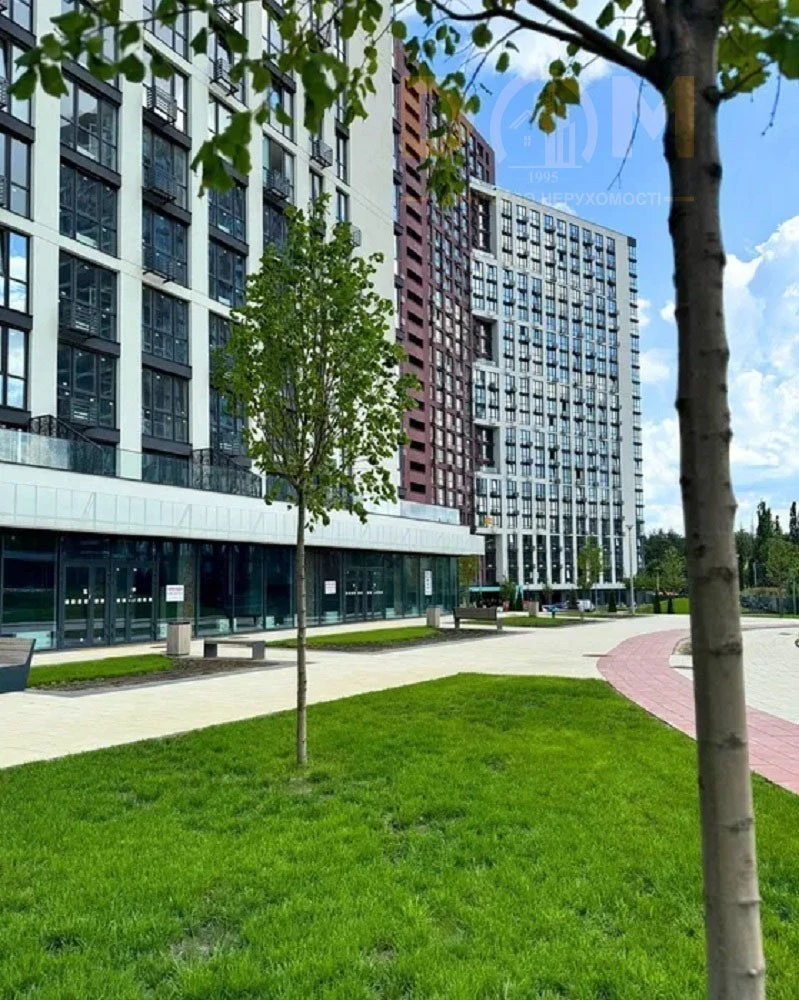 1-room apartment for sale, 45 m², Pivnichno-Syretska st.