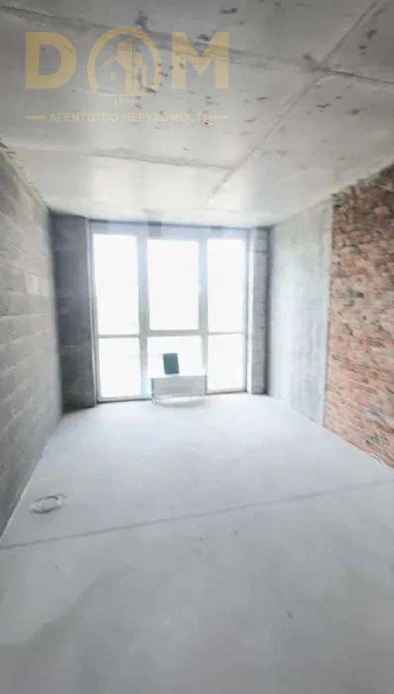 1-room apartment for sale, 45 m², Pivnichno-Syretska st.