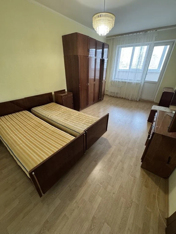 Оренда 1к., вул Бальзака 63-Б, Троещина, орієнтир ТЦ РаЙон (