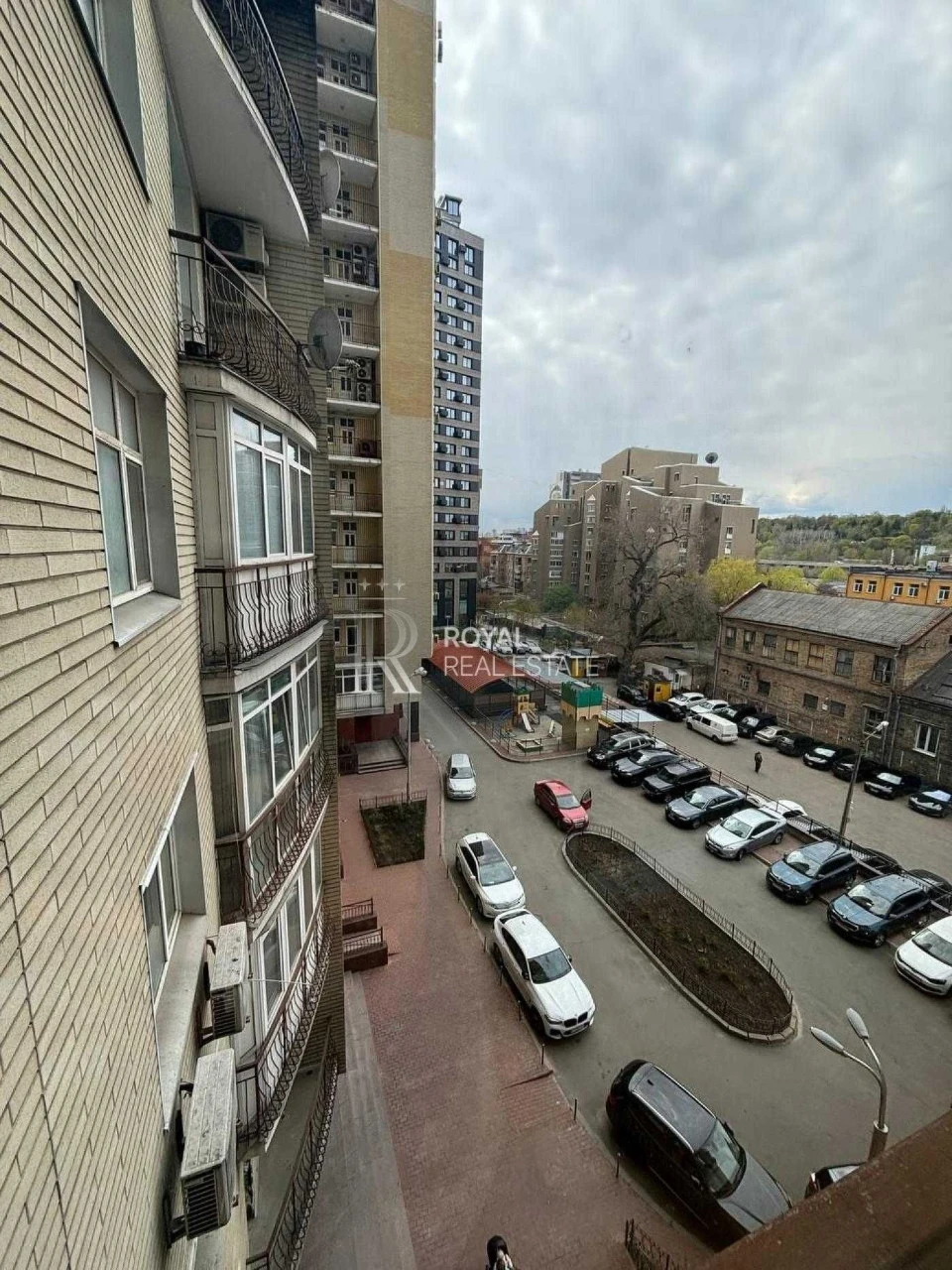 Оренда Квартира 72 м2 вул. Антоновича м Олімпійська Голосієв
