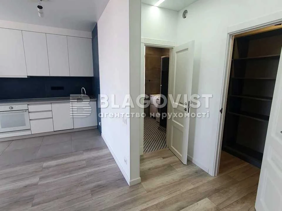 Apartment. Tyraspolskaya st., Kyiv