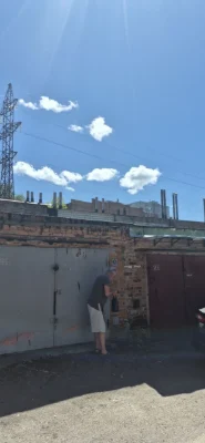 Капітальний гараж у центрі міста