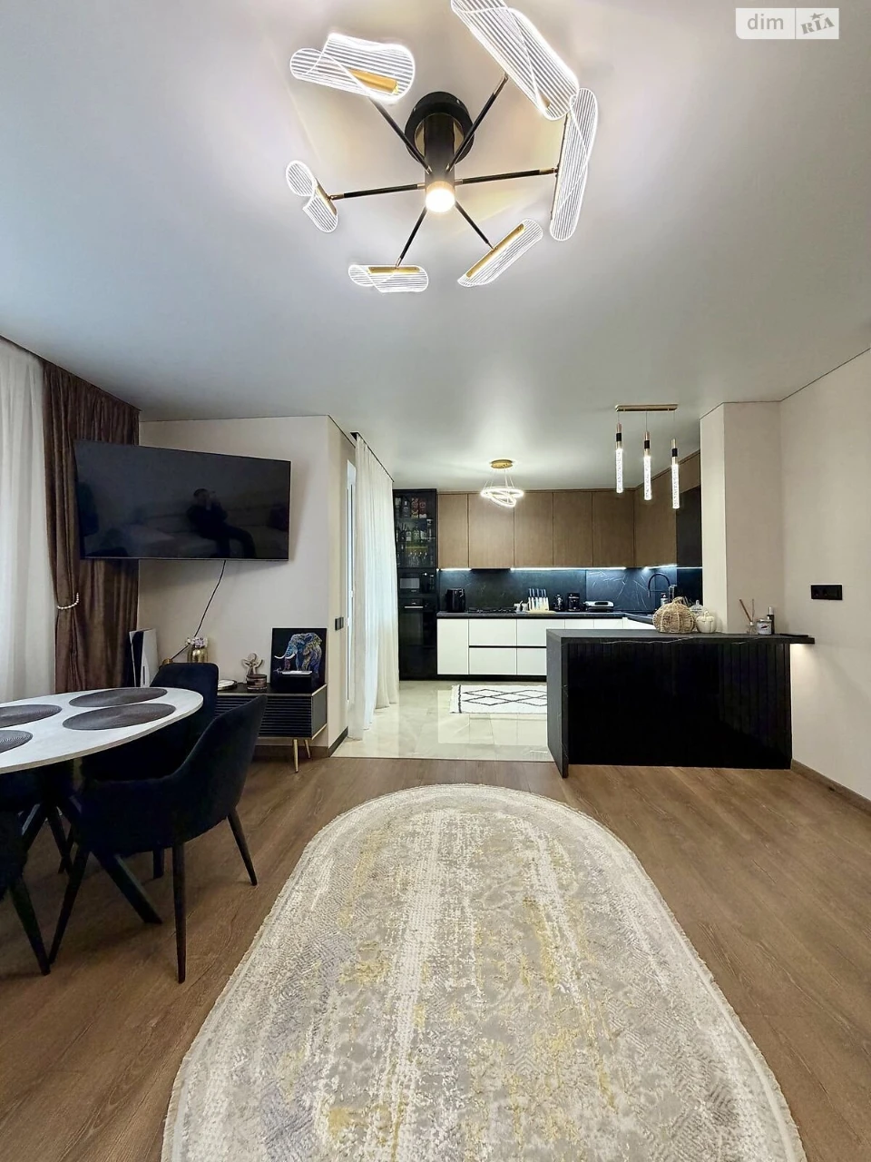 Apartment for Sale - Holosko