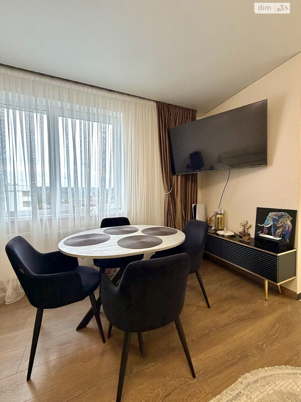 Apartment for Sale - Holosko