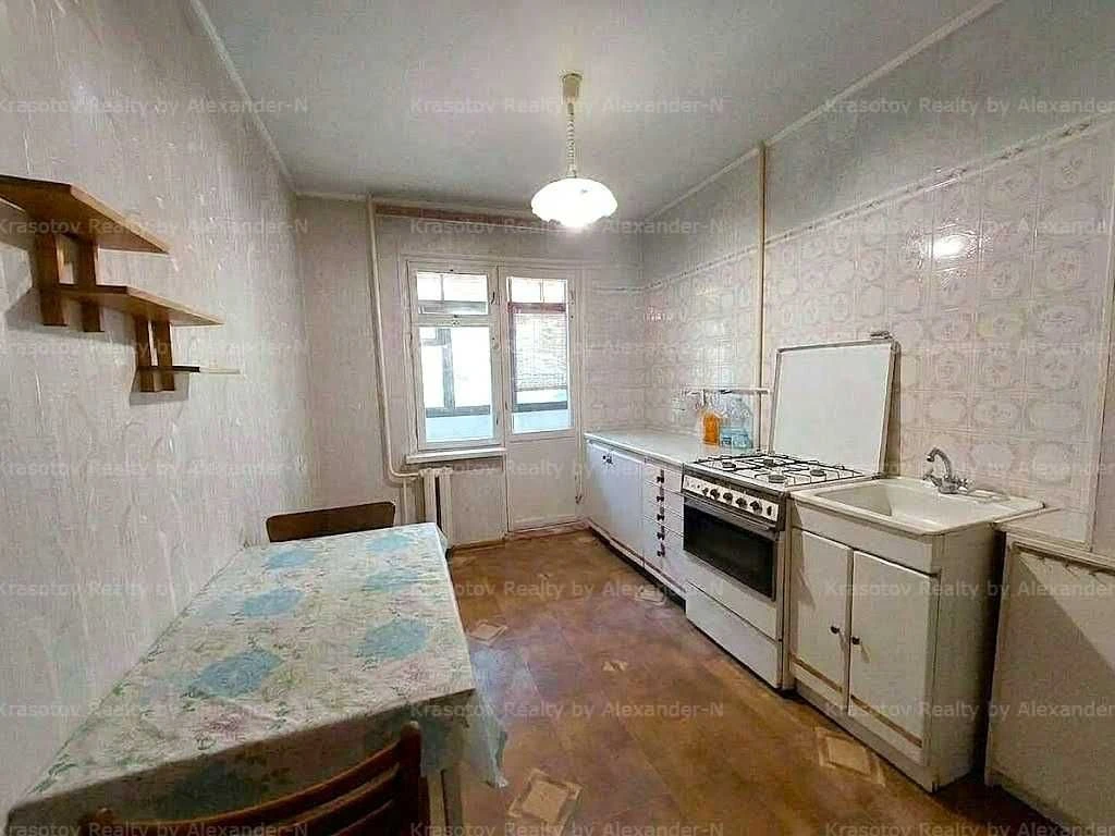 Добровольского/Марсельская: продам  3 ком квартиру на пос. К