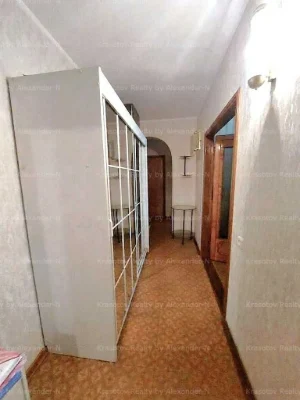 Добровольского/Марсельская: продам  3 ком квартиру на пос. К
