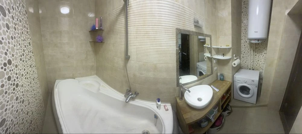 For sale: 2-bedroom apartment.
