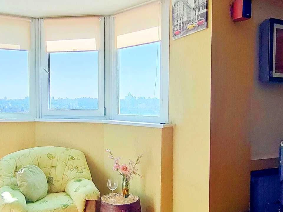 Apartment. Obolonska Pl.