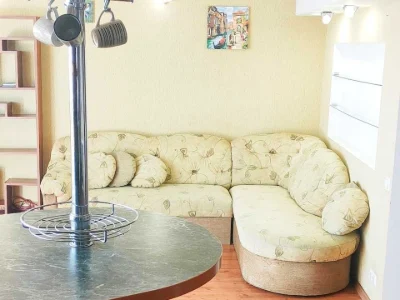 Apartment. Obolonska Pl.