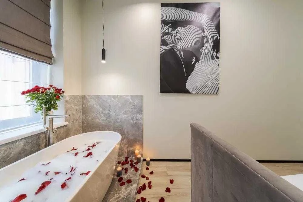 Apartment for sale in the city center on Rapoport Street