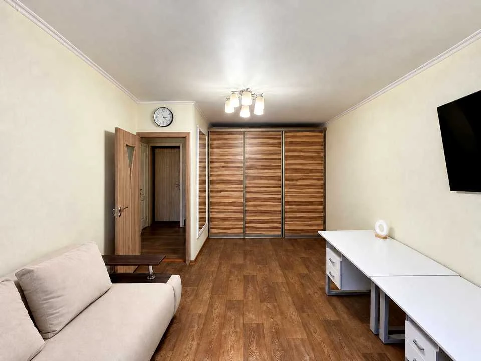 Apartment. Obolon Street, Kyiv