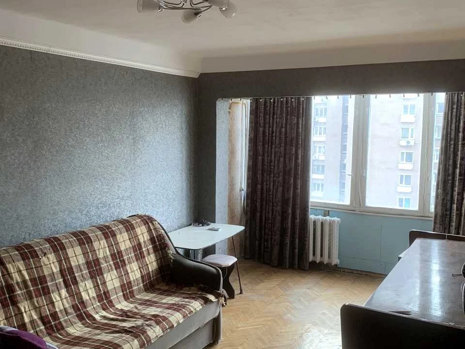 Apartment. Antonovicha st., Kyiv