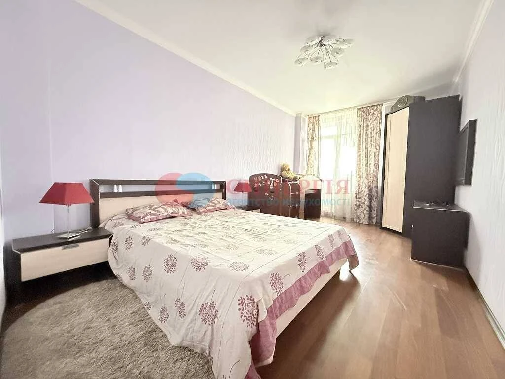 For Sale: 2-bedroom apartment, Kyiv, Obolon, Makiivska st., 8