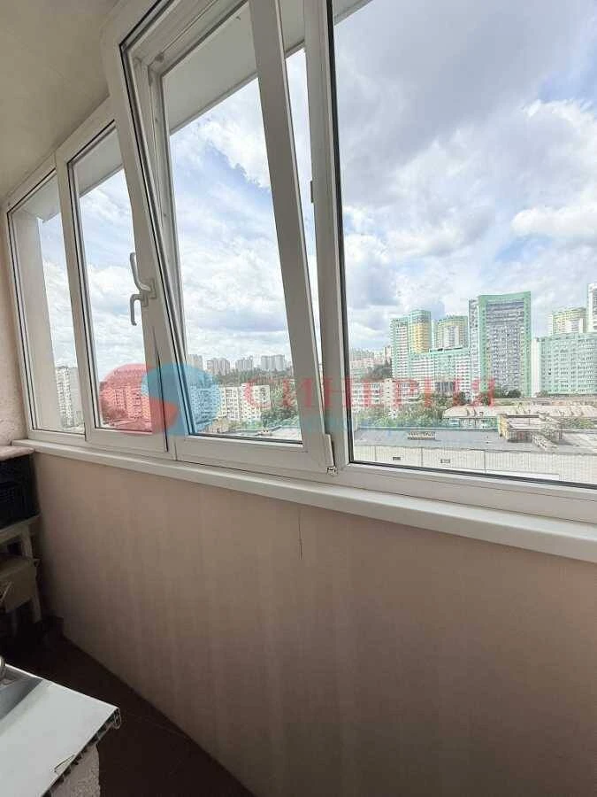 For Sale: 2-bedroom apartment, Kyiv, Obolon, Makiivska st., 8