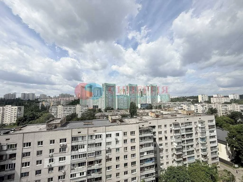 For Sale: 2-bedroom apartment, Kyiv, Obolon, Makiivska st., 8