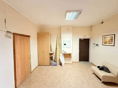 For Sale: 3-bedroom apartment, Kyiv, Pecerskyi district, Antonovych Street, 72