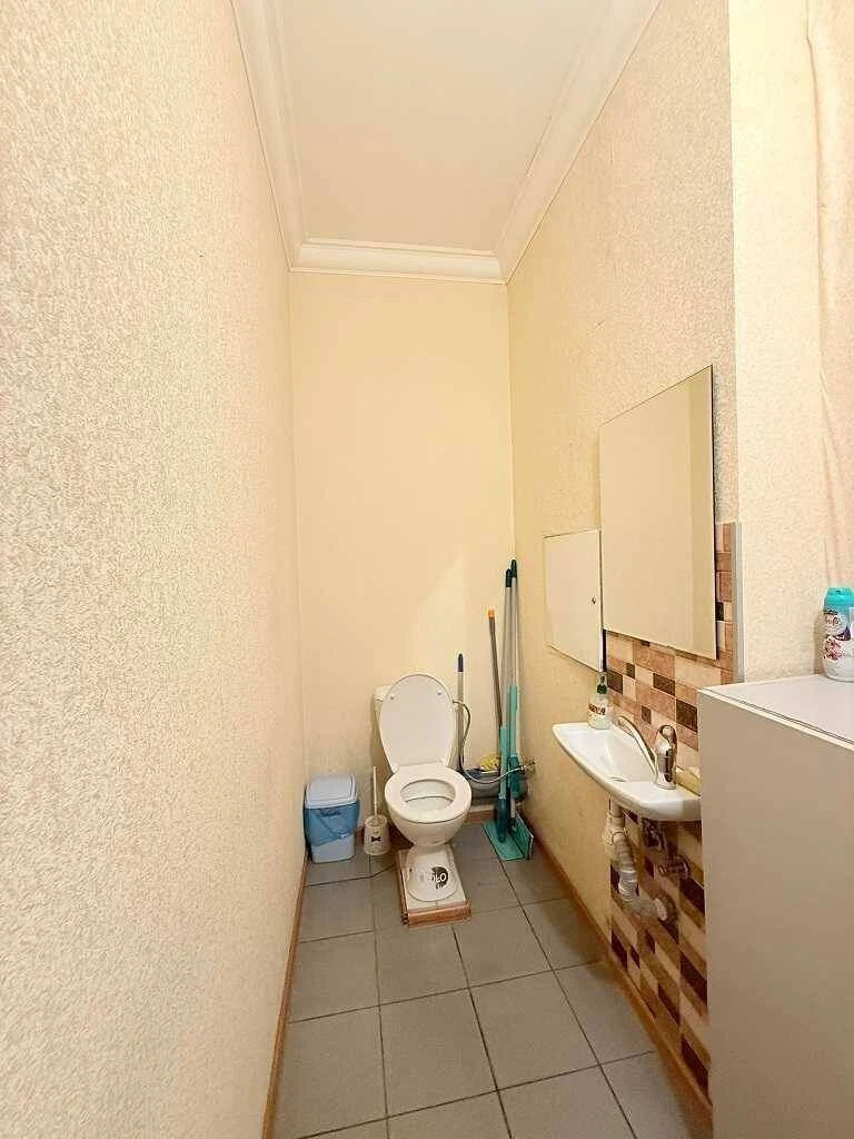 For Sale: 3-bedroom apartment, Kyiv, Pecerskyi district, Antonovych Street, 72